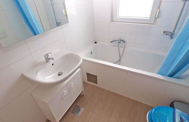 Apartment 1432 - Photo 28