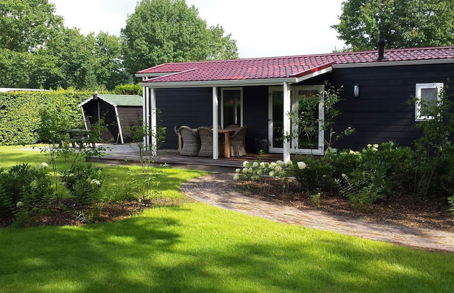 Peaceful Forest Chalet - Photo 21