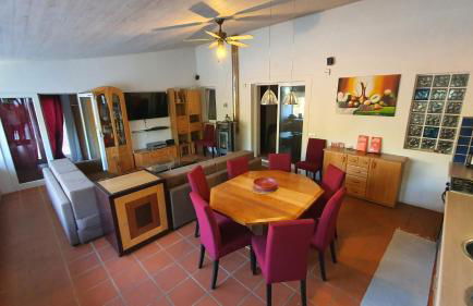 Oceanfront Villa - 8 rooms, 2 kitchens with pool, billiard table and Beach-Volleyball Court - Foto 26