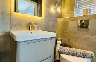 Luxury Homely Stay Near City Centre With Parking - Foto 70