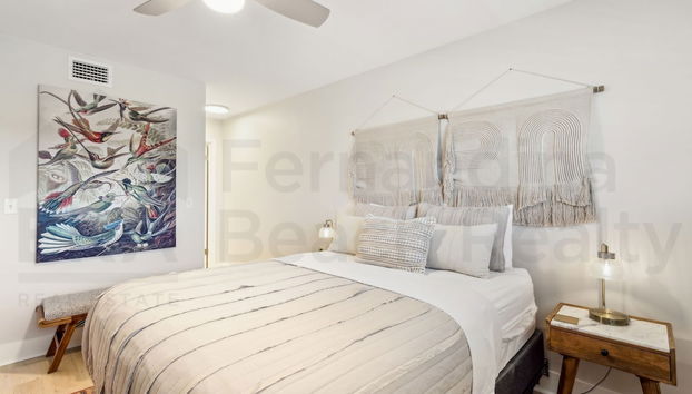 Brilliantly Decorated Condo for Your Perfect Beach Escape by RedAwning - Foto 3, Habitación