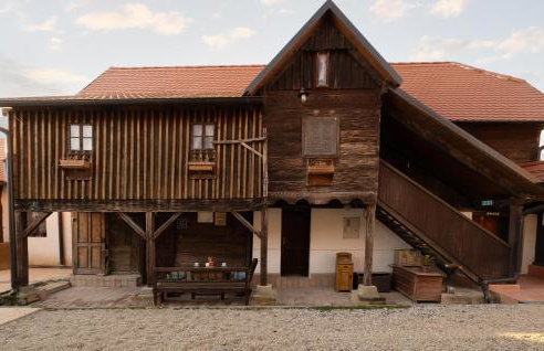 Awesome Home In Martinska Ves - Foto 10