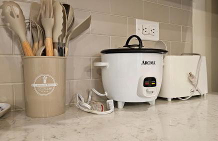 Stylish 3BR Home in CLT, Close to Downtown, Airport, WFH & Parking & Family Friendly & Business Ready - Foto 65