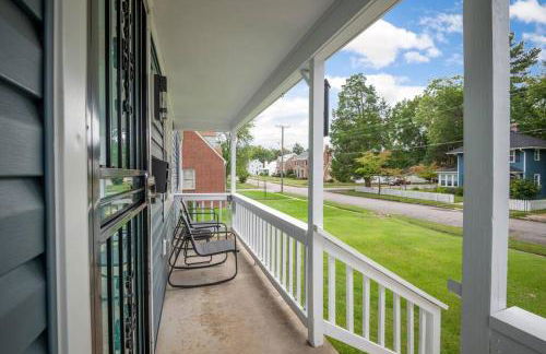 Fenced Yard, Swing Set Pawfect for Family and Dogs! - Foto 20