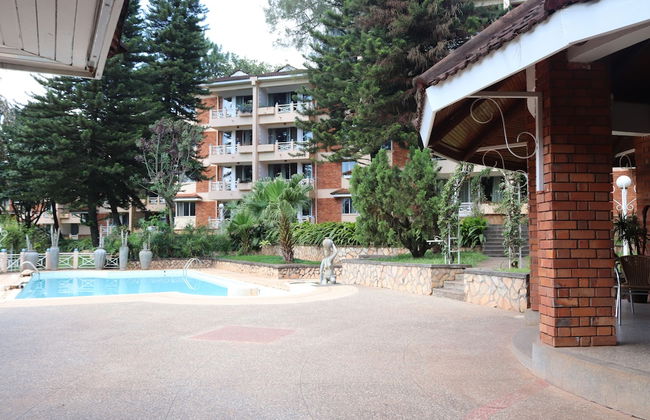 Golf Course Apartments - Photo 38