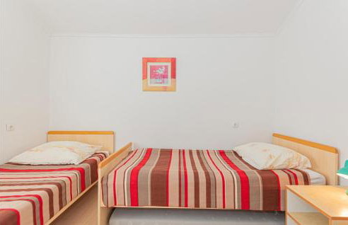 4 Bedroom Beautiful Home In Raslina - Foto 37