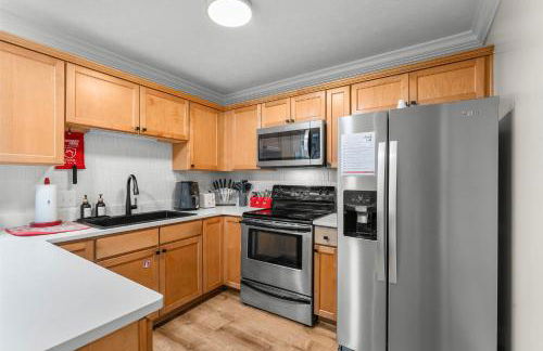 PCB Sleeps 22! 2 Homes, 2 Pools, 2 Mini Golf - Foto 17