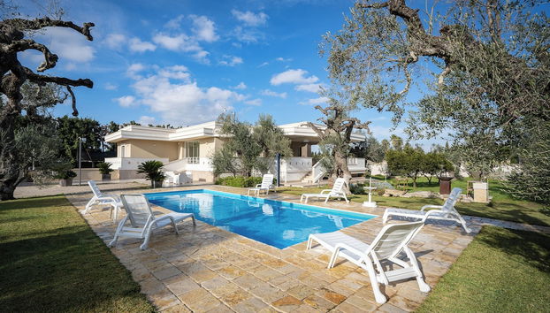 Villa Torricella Pool and Sunny Garden - Happy Rentals - Foto 2, Imagen principal