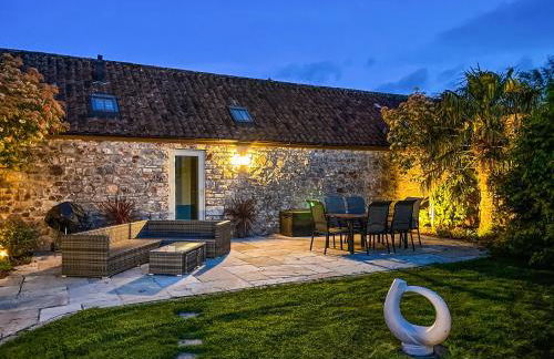 Mow Barton - Photo 29