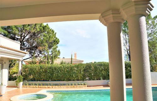 Charming Exceptional Villa in Algarve - Photo 25