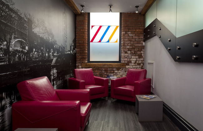 Roomzzz Manchester City - Foto 6