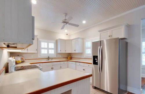 Bluffton Breeze-3BR Heart of Old Town Village Home - Photo 4