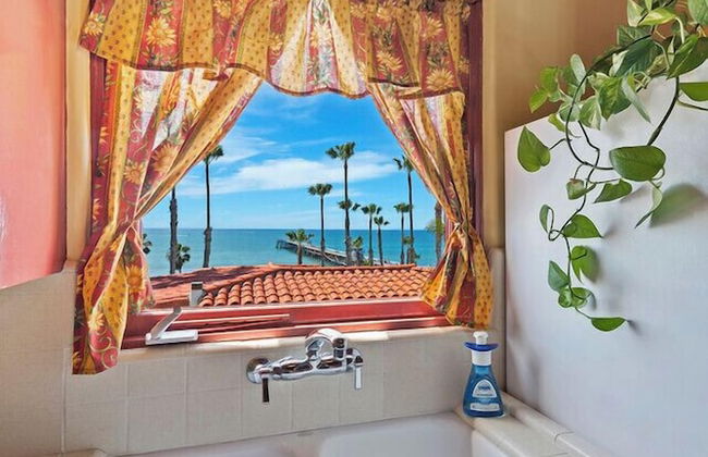 Oceanfront Hacienda - Photo 17