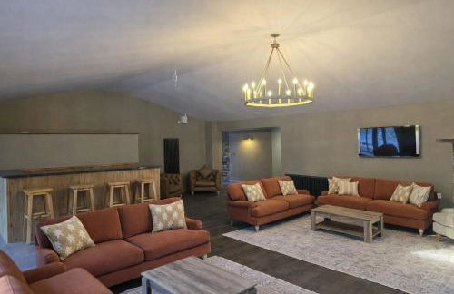 TyneView Estate, Farmhouse & Stables - Photo 46