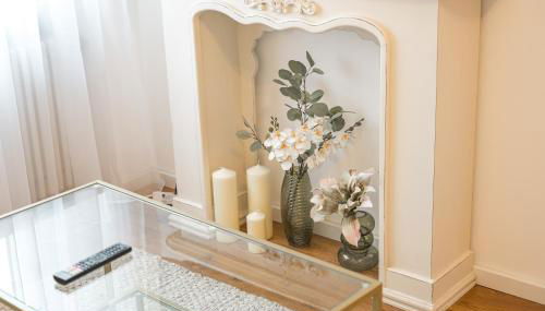 Stilvolle EG-Wohnung im Zentrum - Foto 2