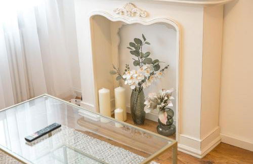 Stilvolle EG-Wohnung im Zentrum - Foto 2