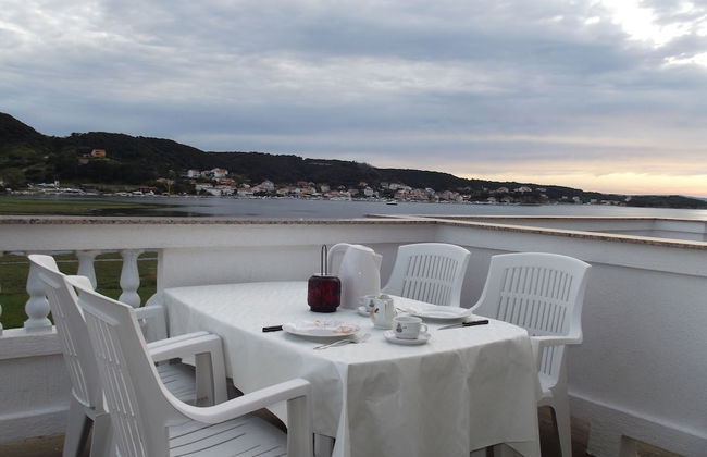 Classic Attic Apartment - Foto 16