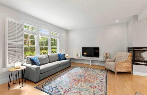 Family Friendly Home Mins to Beach and Downtown - Photo 6