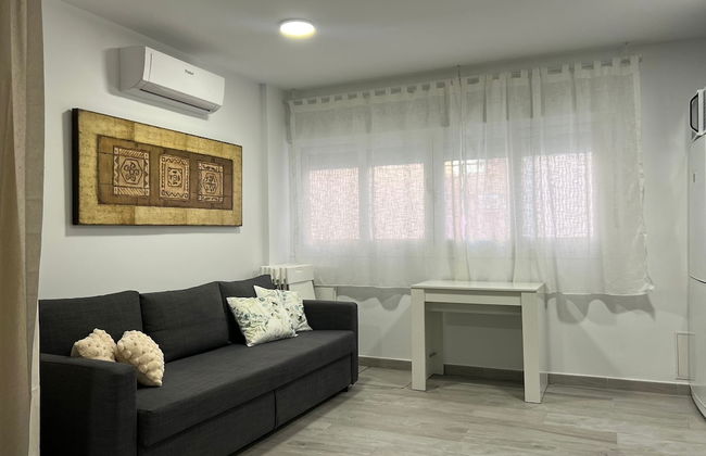 Cozy Apartment up to 6 Persons 3 min to Metro - Foto 10