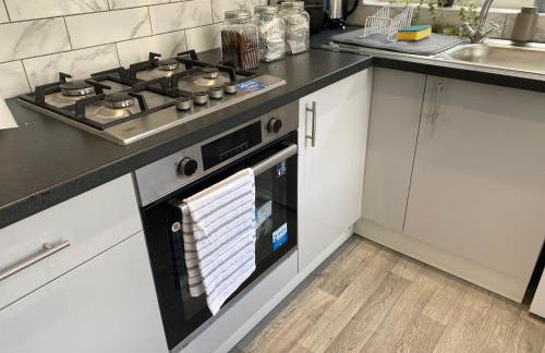 Stylish Home - Close to City Centre, Anfield Stadium - Free Parking - Foto 15