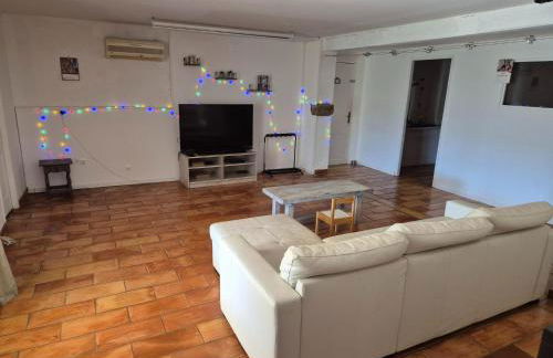 Villa in Le Luc with Pool & Vineyard Views - Foto 10