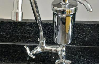 FLAT ACONCHEGANTE poucos min da praia - Foto 24