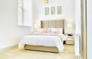 No 49 a spacious executive apartment in Inverness - Photo 3