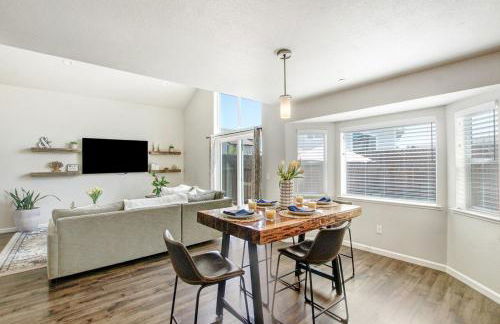 Game Night Meets Wine Country Elegance - Foto 21