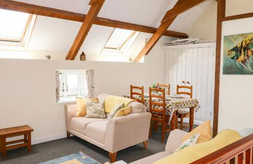 Higher Norton Barn - Photo 11