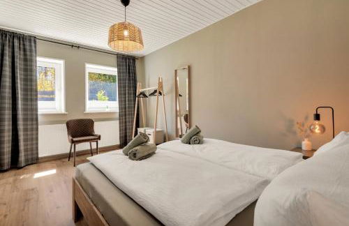 HIRSCH Hänsel Ferienhaus Garten mit Bergblick - Grill -Wald - Foto 23