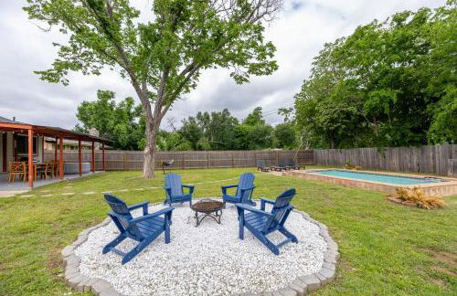 Luxury 4BR Oasis with Pool, Hot Tub & Game Room! - Foto 29