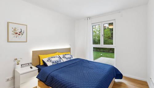 Frankfurt Messe Business Suit - Messe South Gate located across street - Foto 4