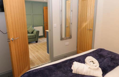 Courtyard Cottage Number 6 - Photo 9