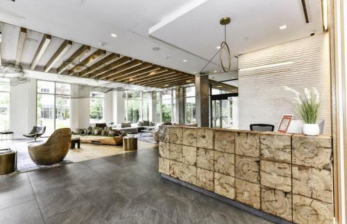 2BR Urban Retreat Gym Parkng and Scenic Rooftop - Foto 49