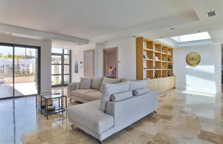 Brand New Waterfront Villa with pool - Foto 6