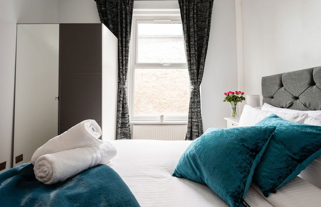 The Love Walk Apartments - Photo 24