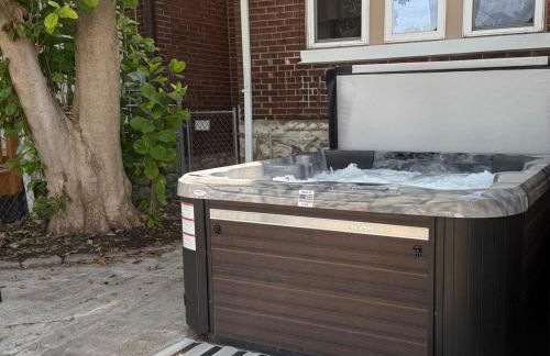 Family Retreat - Hot Tub - Fireplace - Tower Grove - Foto 10