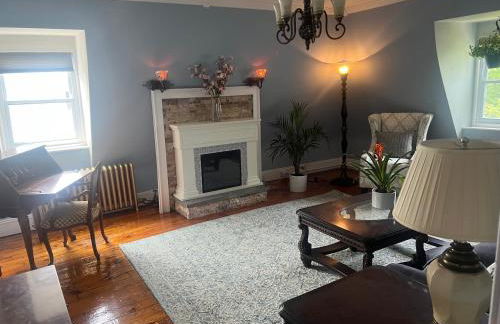 2Br Private Victorian Apartment in City location on half acre Sleeps 5 - Foto 21