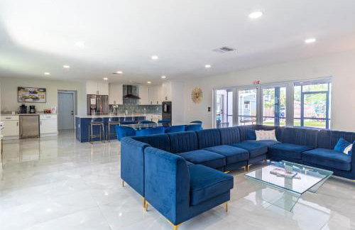 Hollywood Paradise Luxury 4BR 3BA Home and Outdoor Fun with Heated Pool - Foto 14