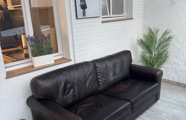 Frankfurter 21 Haus - 2 WE, 2 Küchen, 2 Bäder, 6 SZ, 19 Betten - Foto 23