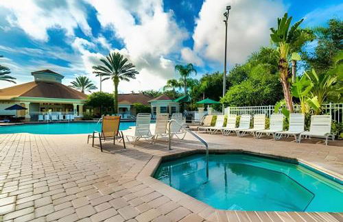 Renewed & Cozy 4BD Great Location near Disney - Photo 28