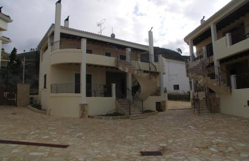 Kallisti Ξενώνας Διακοπτό-Καλάβρυτα - Foto 30