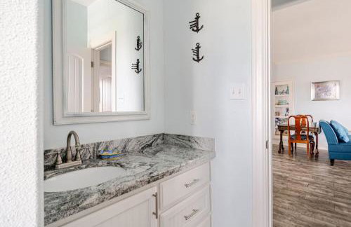 Gulf View 3BR 2BA Steps to Beach 2 King Beds - Foto 24