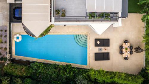 Sol Residence - Private Pool Gym Glyfada - Foto 3, sunbed