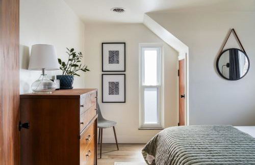 4 Bed 3 bath Boutique Home Near OSU, Crew Stadium, Short North, COSI, & Downtown - Foto 9