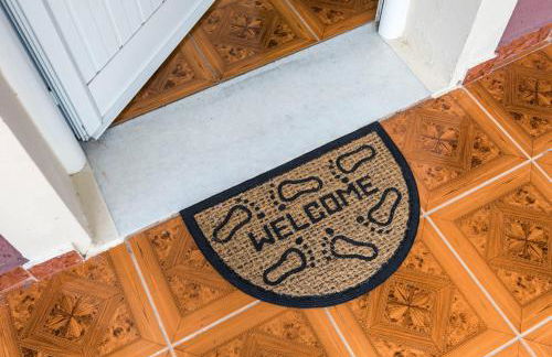 Lorraine's Cottage Style Studios, shared swimming pool and bbq only for guests at Simotata village - Photo 69