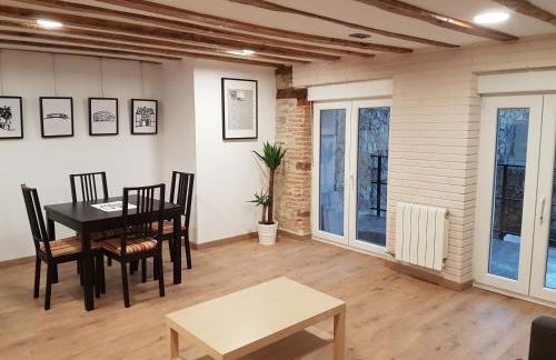 GUMERFLAT PATIO-Yaard, Parking &, WiFi Fibra Free, Downtown - Foto 9