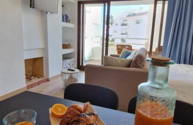 Azul - Estudio con vistas al mar, piscina y acceso directo a la playa by Redi - Photo 11