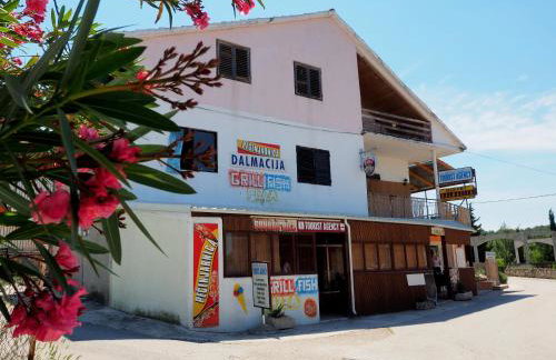 Studio Apartment Maslina - Photo 40