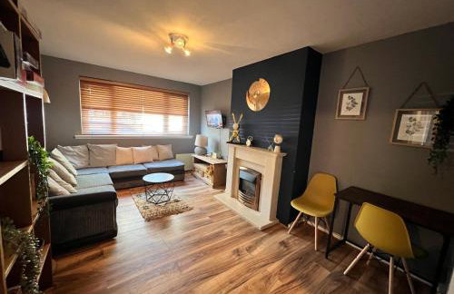 1 Bed Flat - Walton-on-Thames - Foto 1